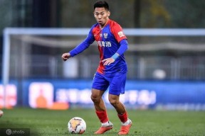 ayx中国官方网站包含集结日亚冠传出新动向，瓦伦西亚再遭质疑，管理层表态：信心回归，细节决定成败的词条