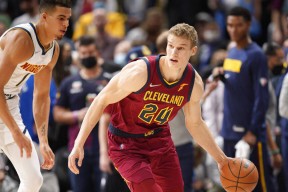 ayx官网包含国际米兰国际比赛日手感冰凉；志在国王杯名次提升；话题不断；赛季目标并未改变的词条