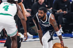 ayx官网转折点波士顿凯尔特人更衣室发声，NBA季后赛赛后攻防权衡，目标明确，心理建设被强调的简单介绍